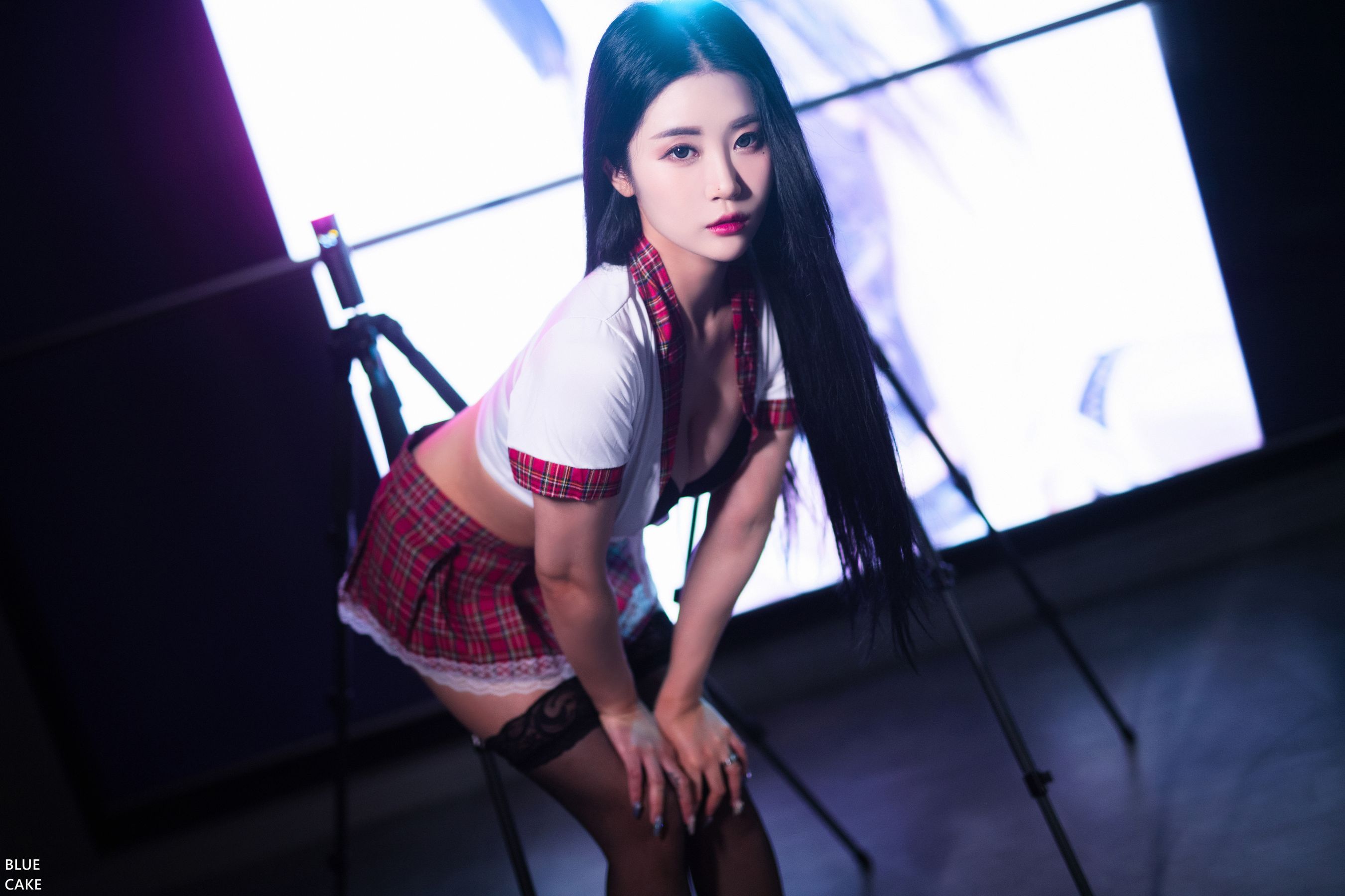 [BLUECAKE] Bomi – Siren [71P]-lcoser
