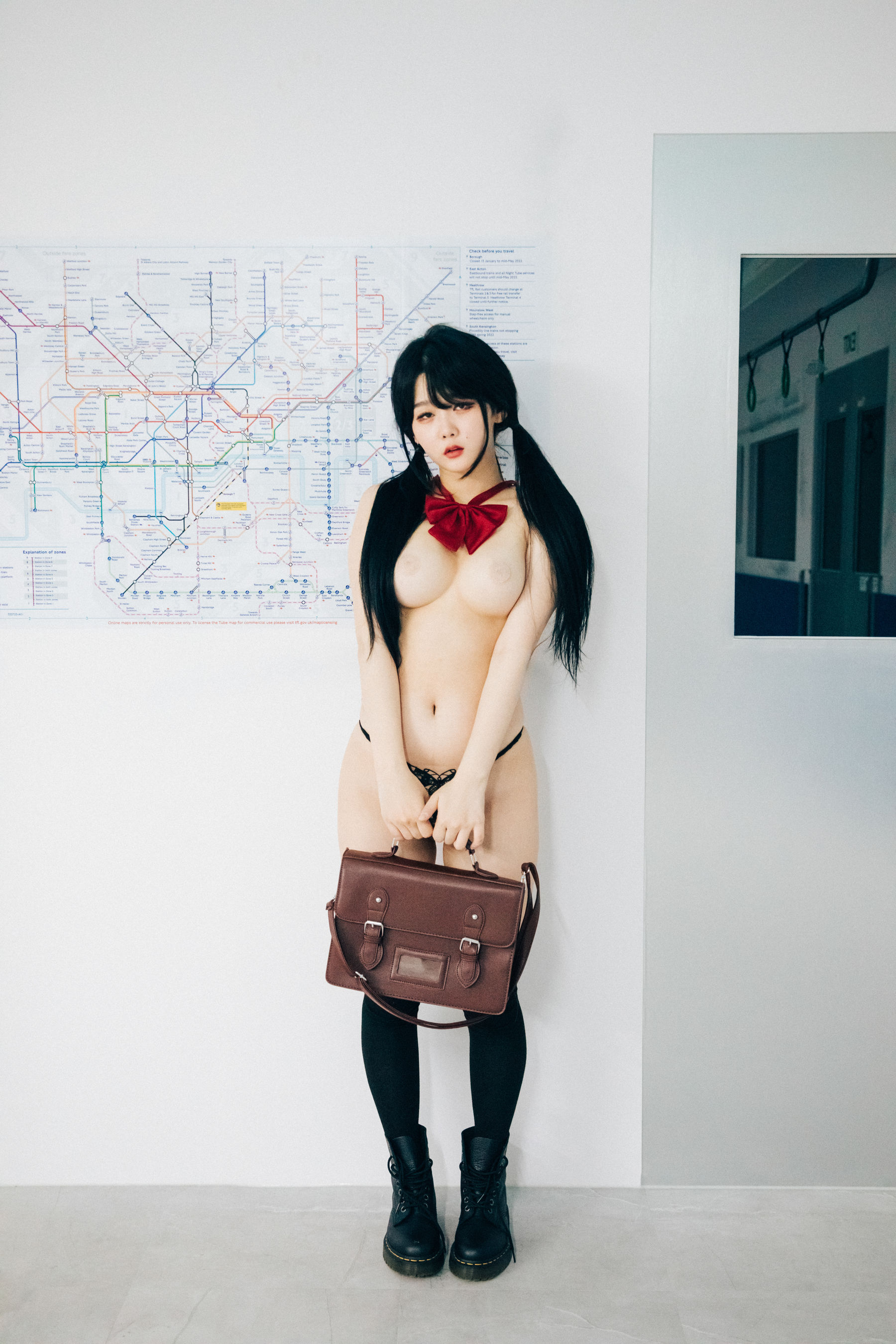 [LOOZY] Zia – Subway [102P]-lcoser