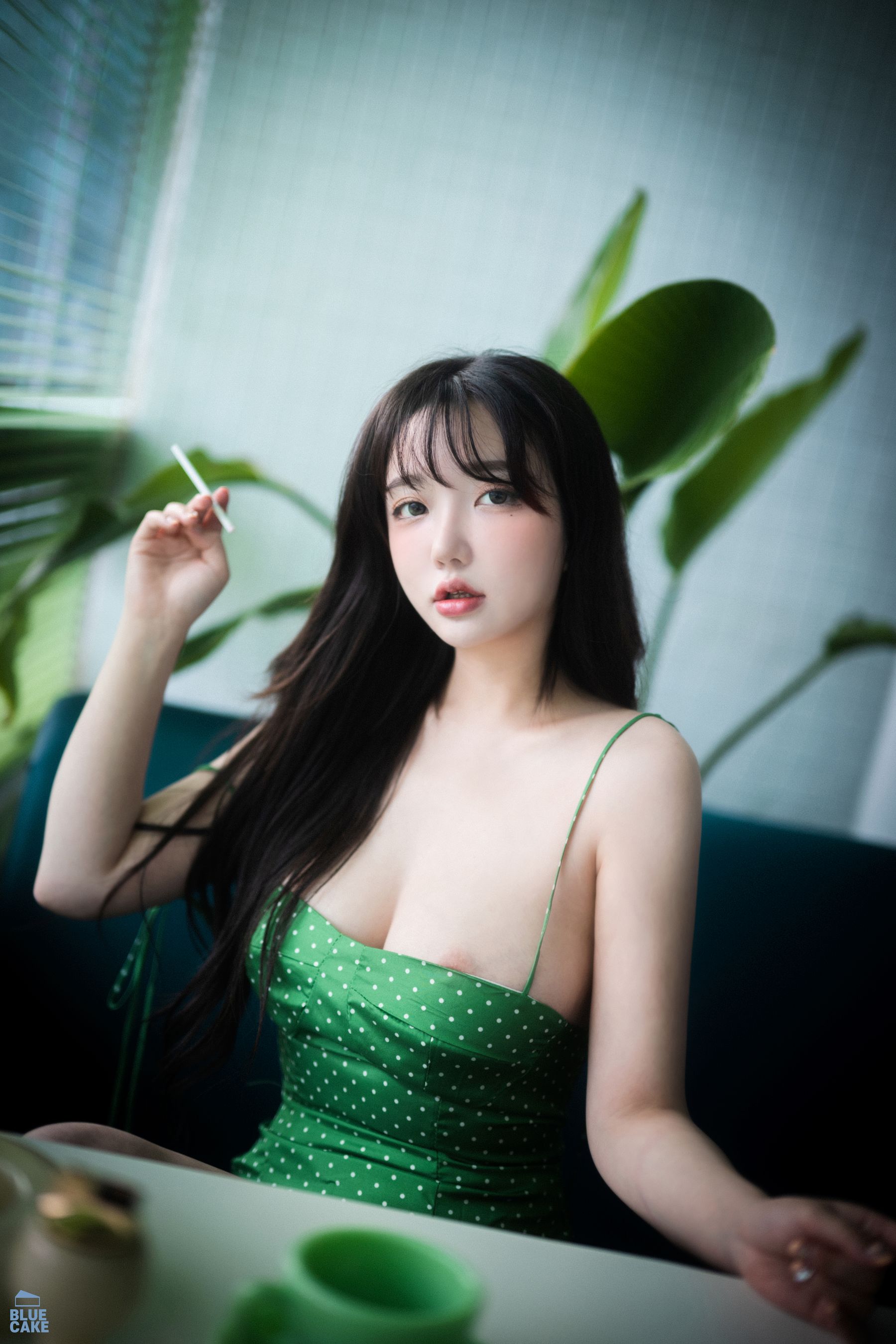 [BLUECAKE] YeEun – Nothing WHITE [65P]-lcoser