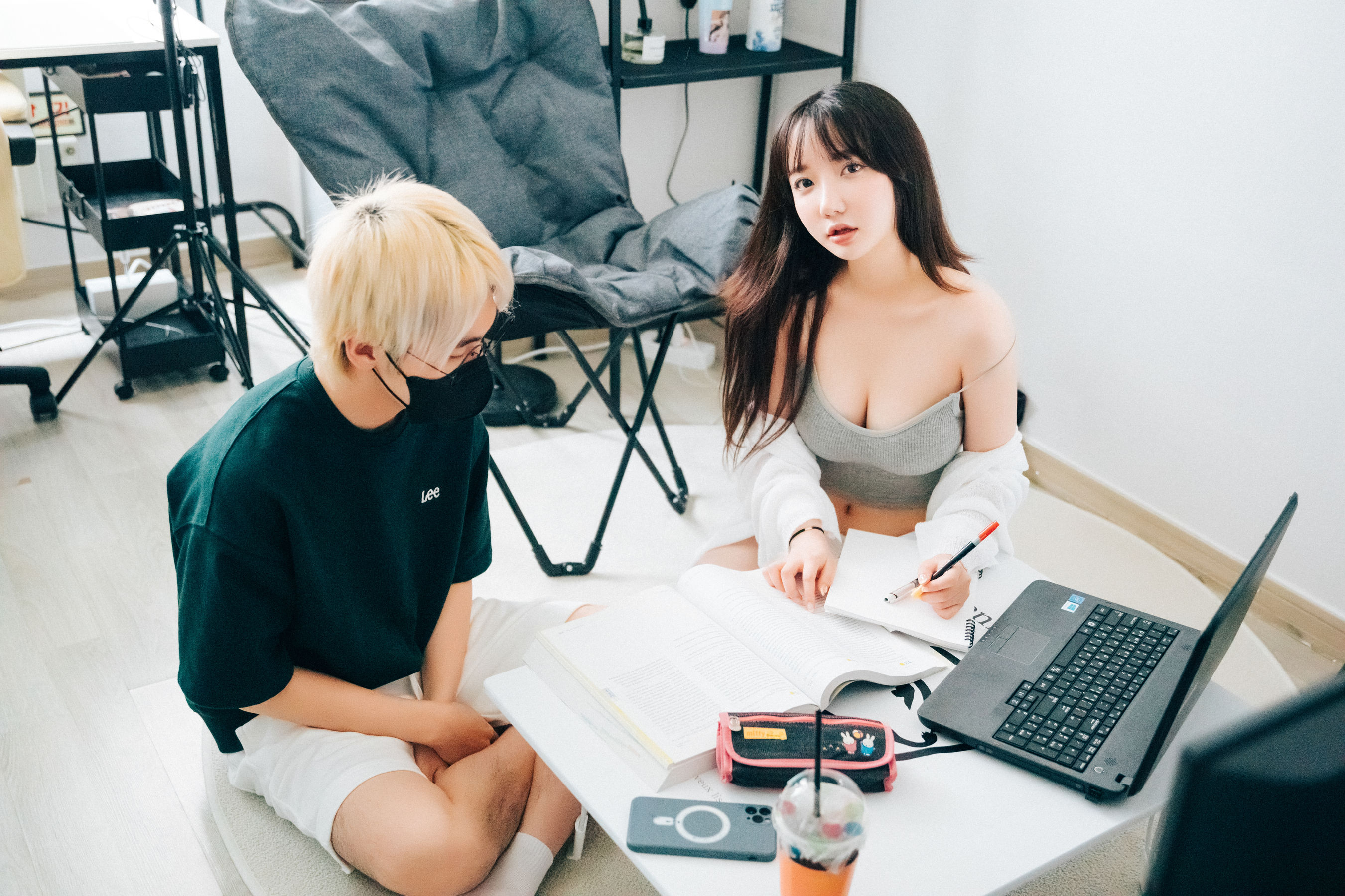[LOOZY] Yeeun – Rrivate tutor [64P]-lcoser