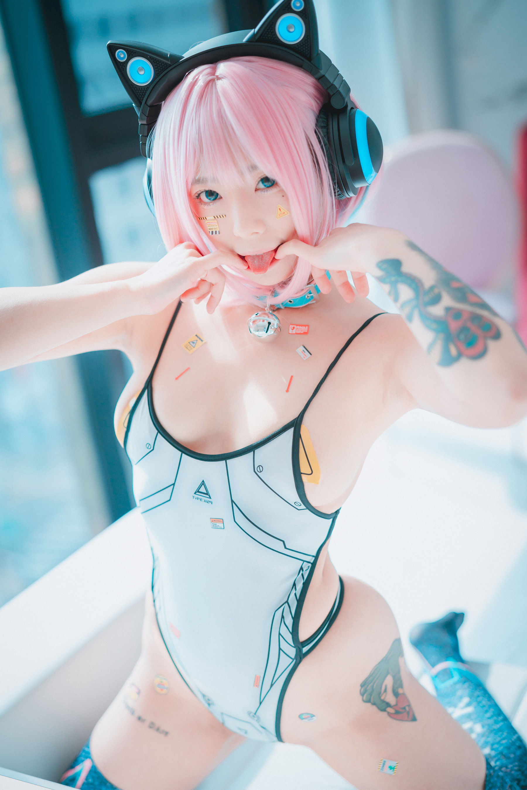 [DJAWA] Maruemon – Caution Girl × Athletic Girl [57P]-lcoser
