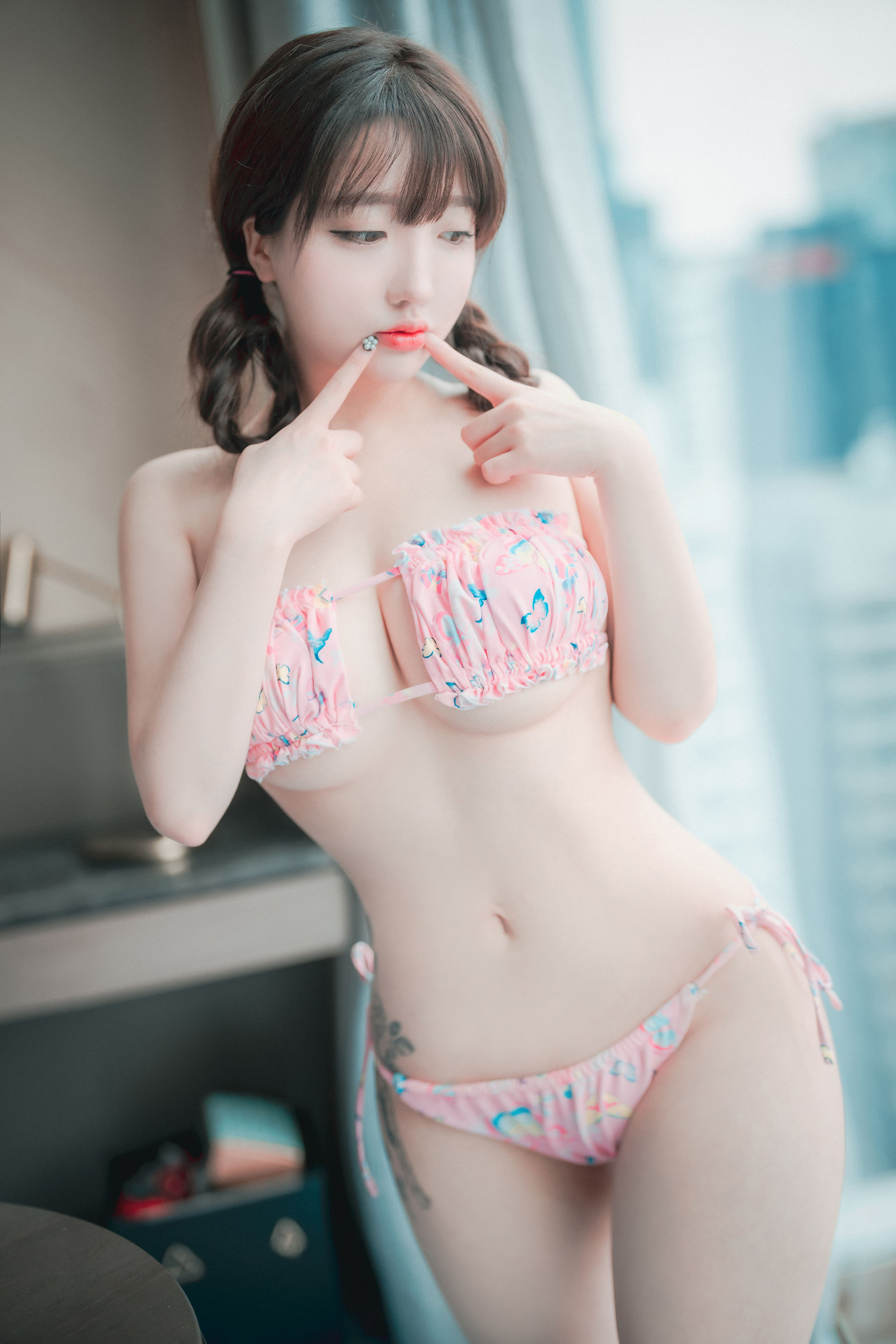 [DJAWA] Yeeun – Staycation⁵ [136P]-lcoser