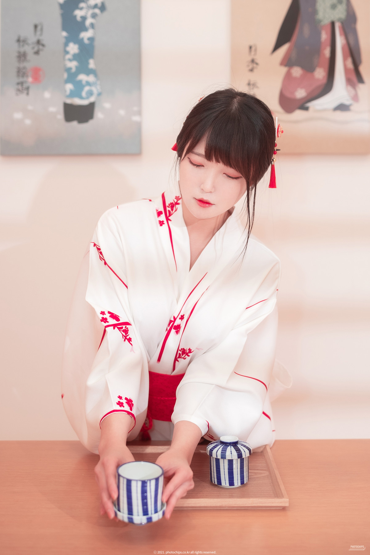 Aram 아람, [PhotoChips] 포토칩스는 Vol.113 Set.02-lcoser
