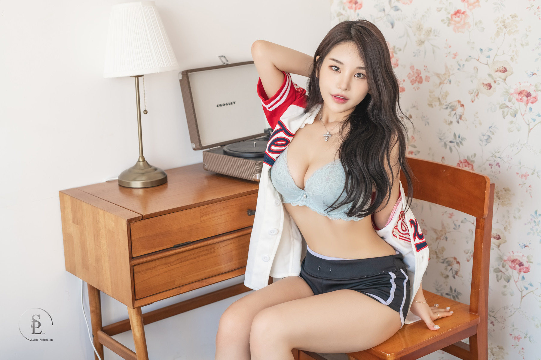 Zzyuri 쮸리, [SAINT Photolife] Homebody Set.01-lcoser