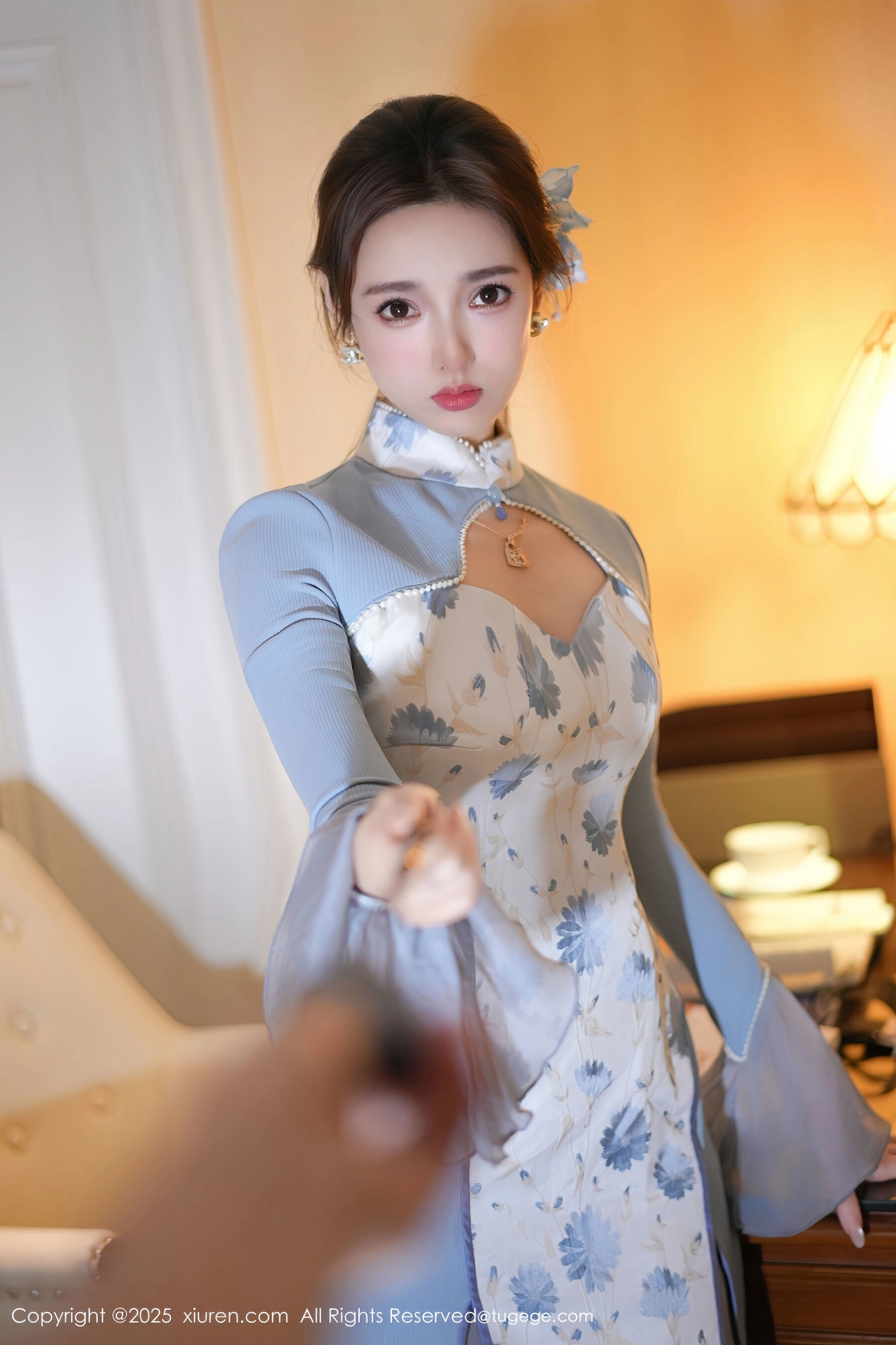 [XiuRen秀人网] Twins 桃桃 No.11033 [80P]-lcoser
