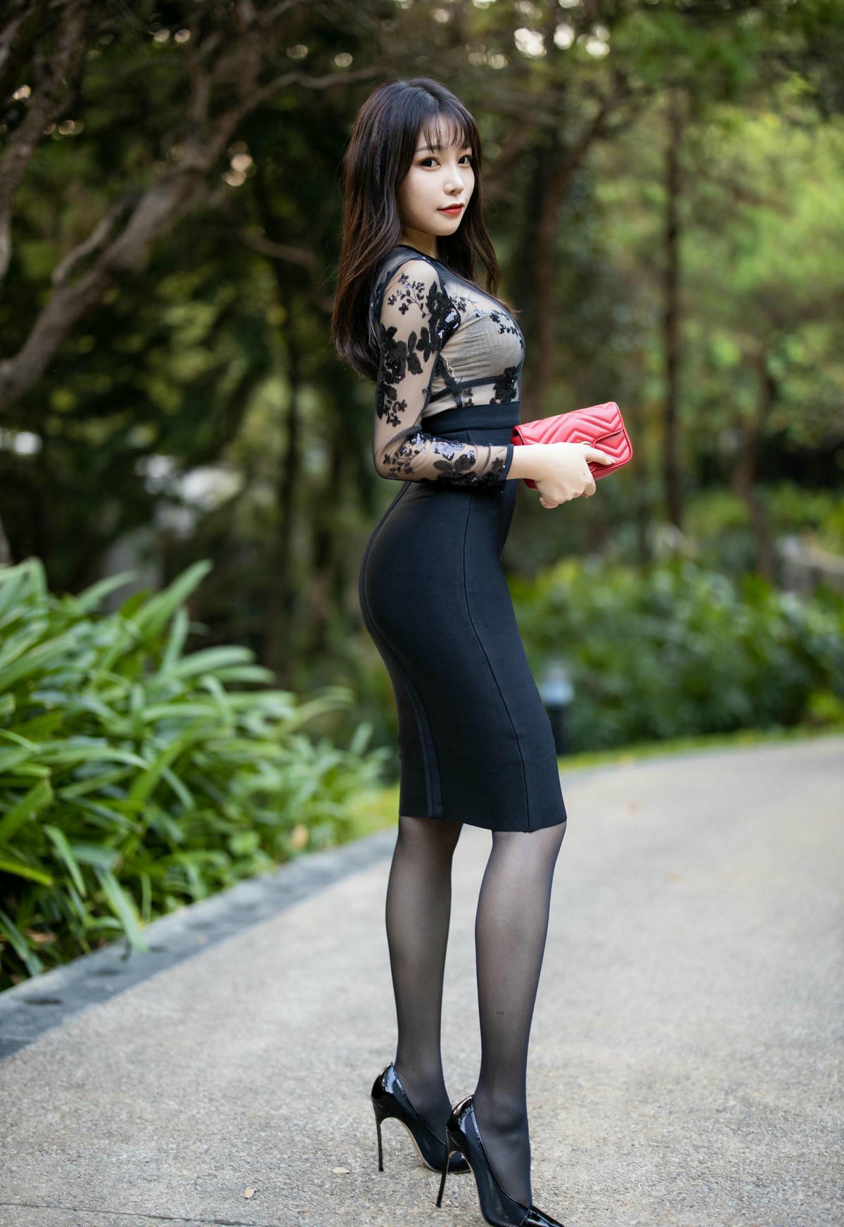 [XiuRen秀人网] N0.1795 芝芝Booty-lcoser