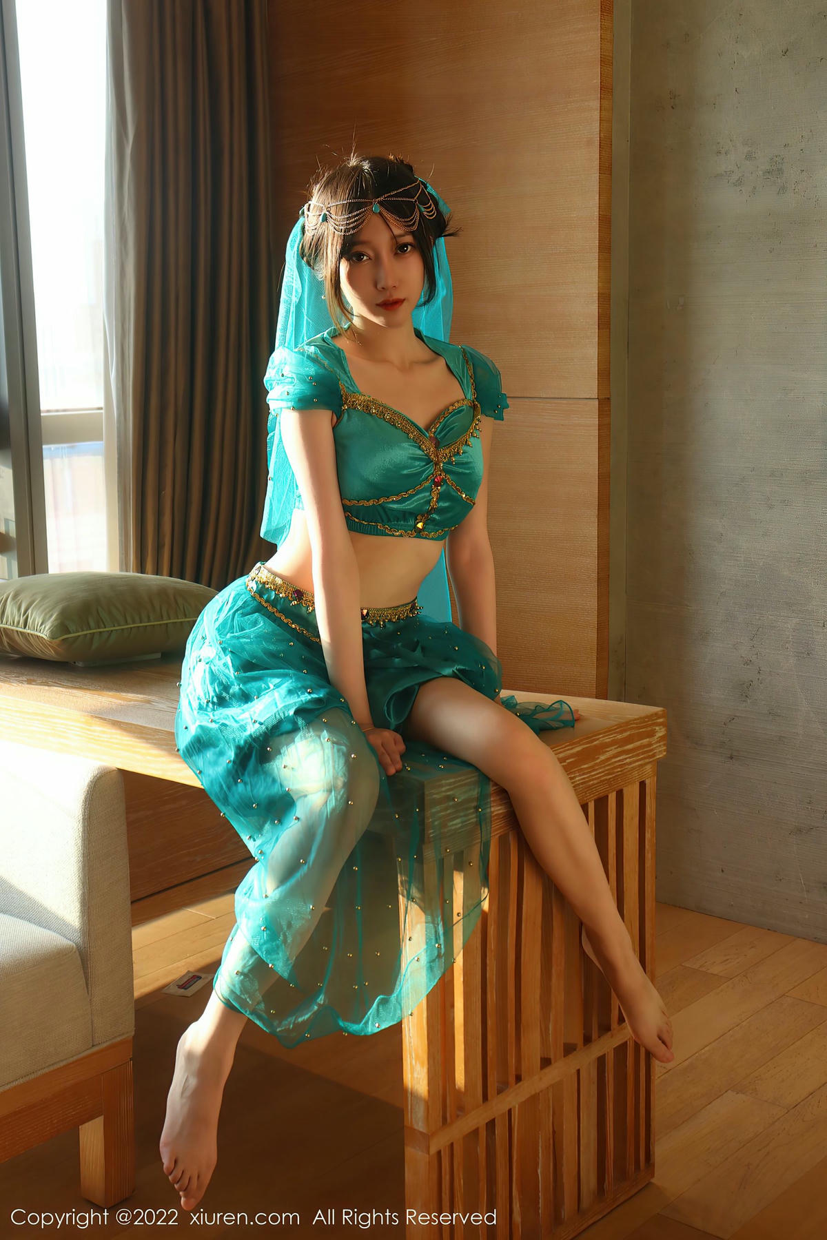 [XiuRen秀人网] No.5670 玥儿玥er-lcoser