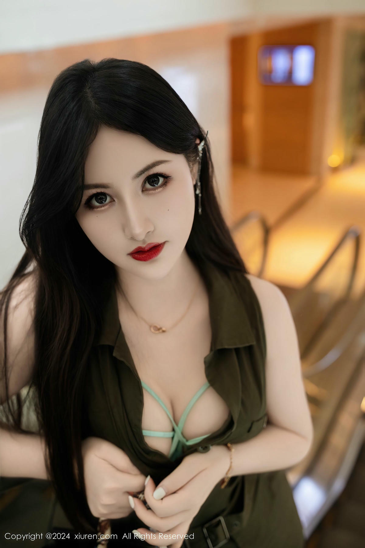[XiuRen秀人网] No.8940 诗诗kiki-lcoser