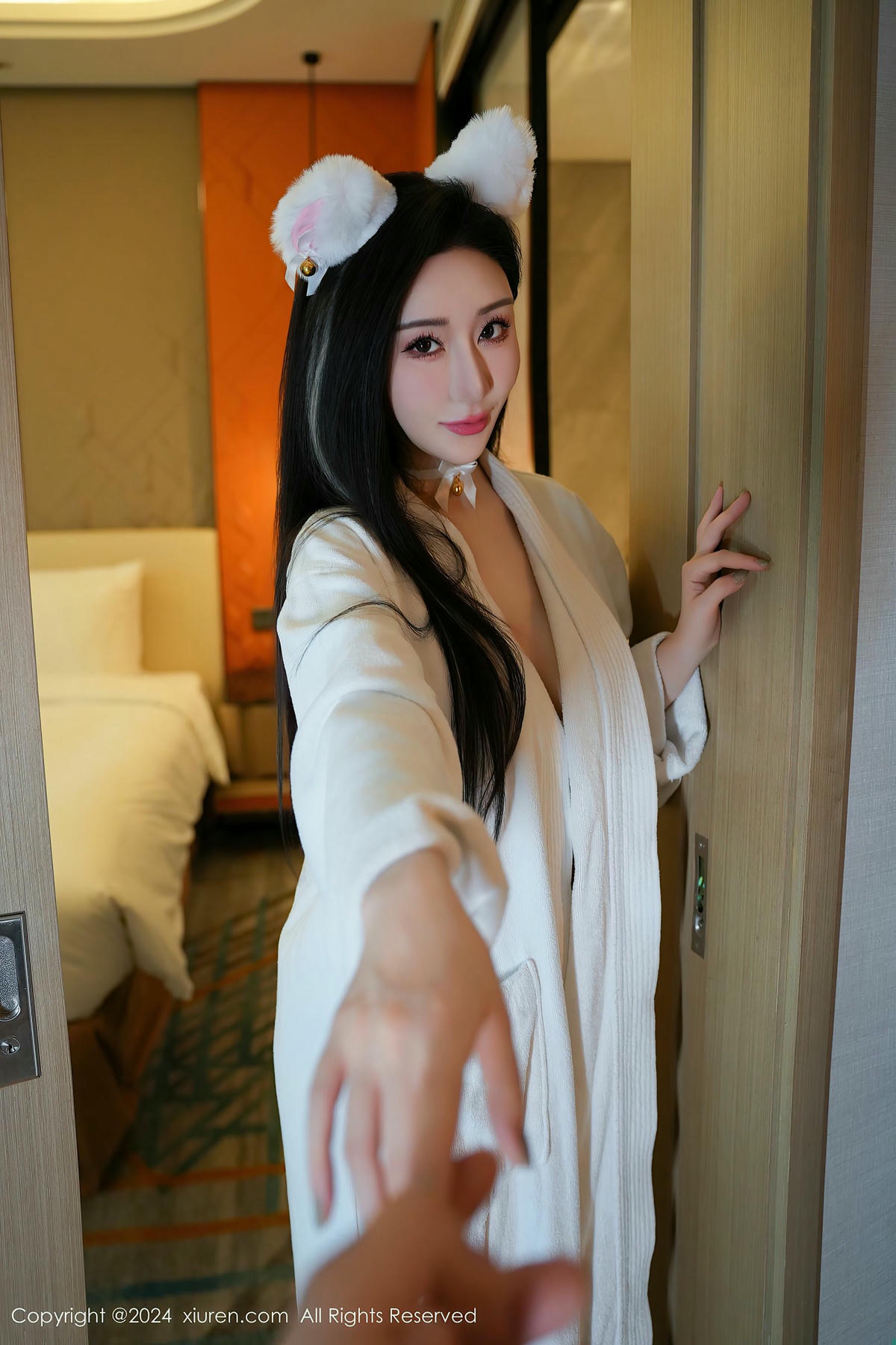 [XiuRen秀人网] No.8679 田兮白-lcoser