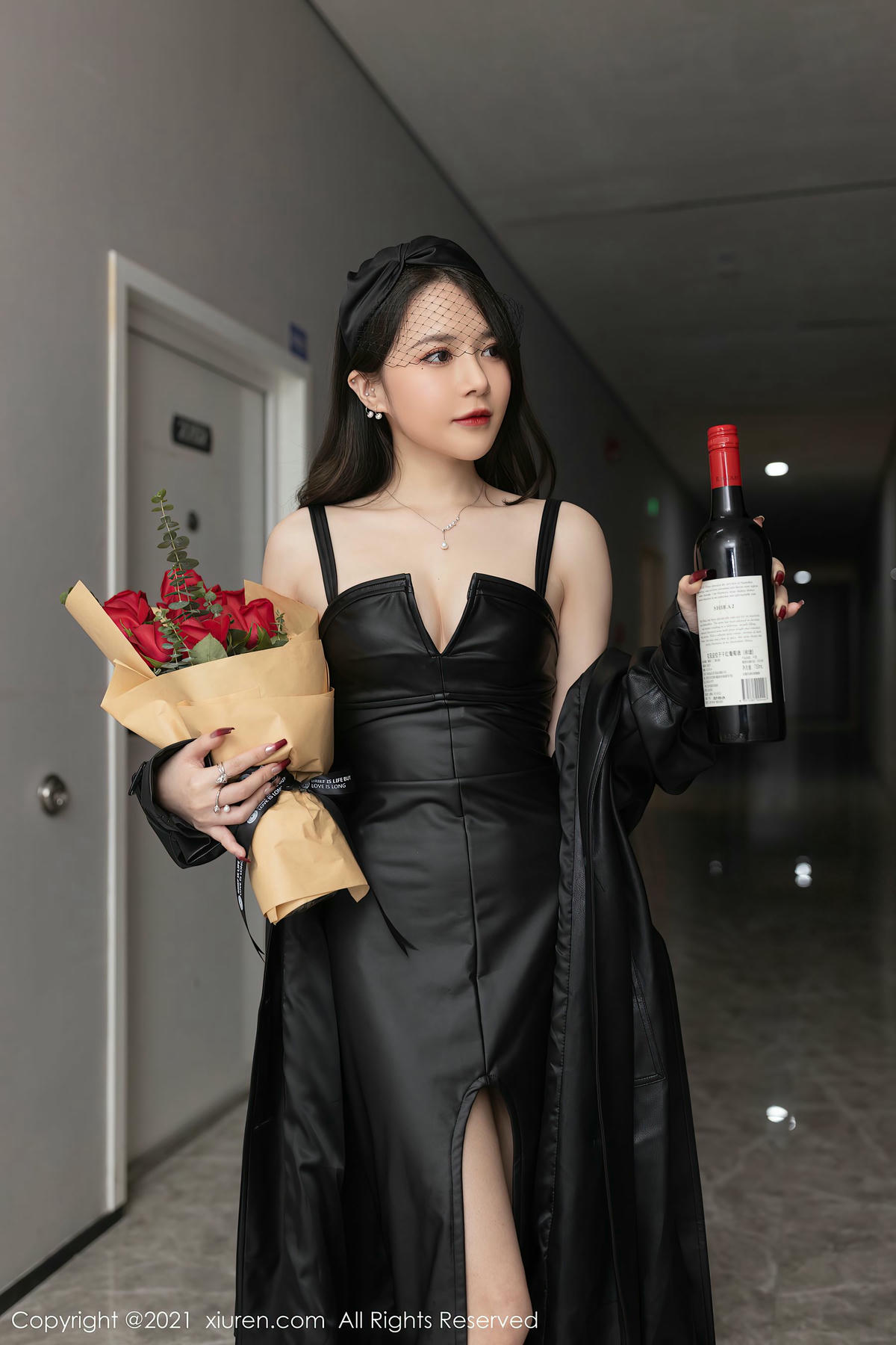 [XiuRen秀人网] No.4021 鱼子酱Fish-lcoser