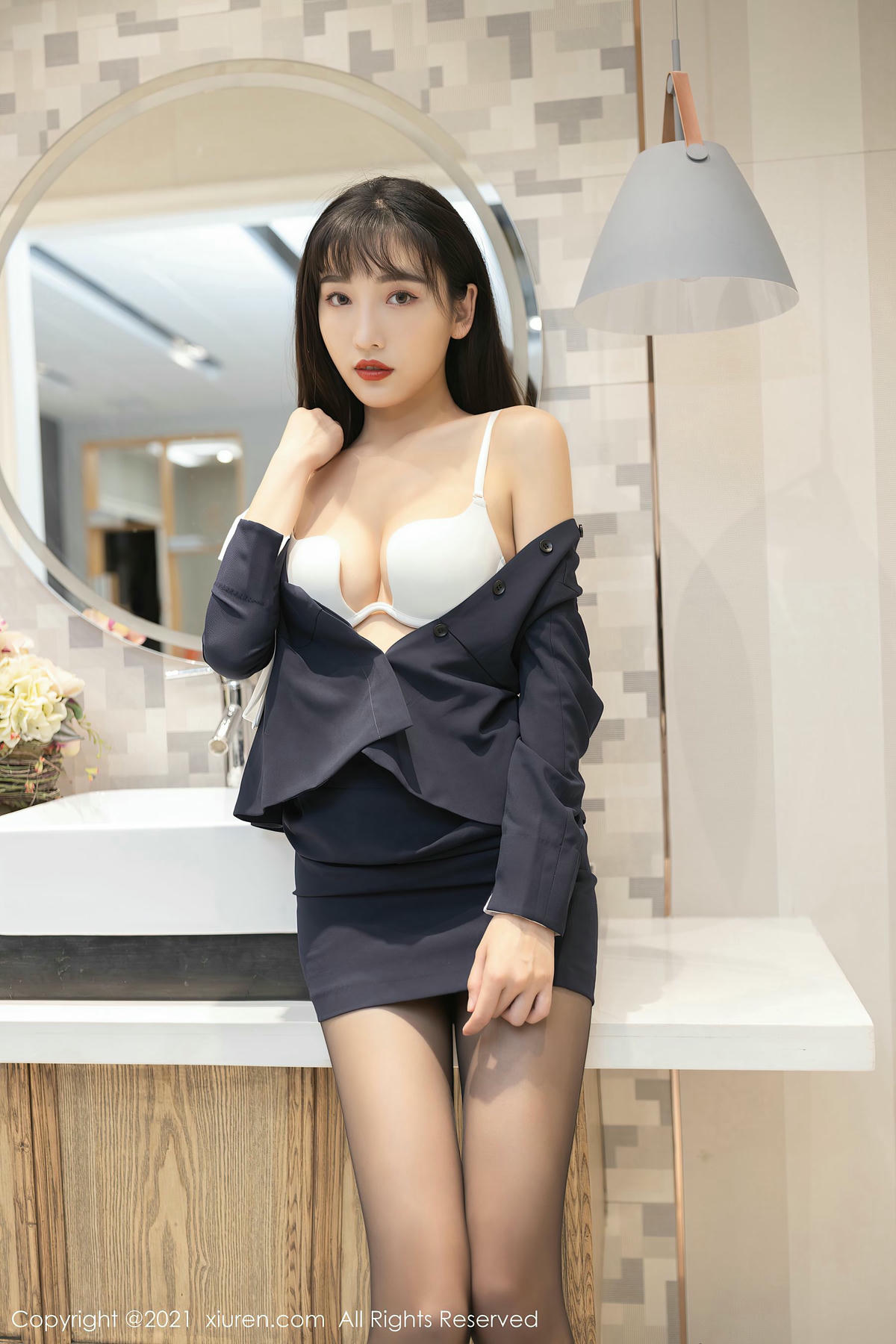 [XiuRen秀人网] No.3105 陆萱萱-lcoser