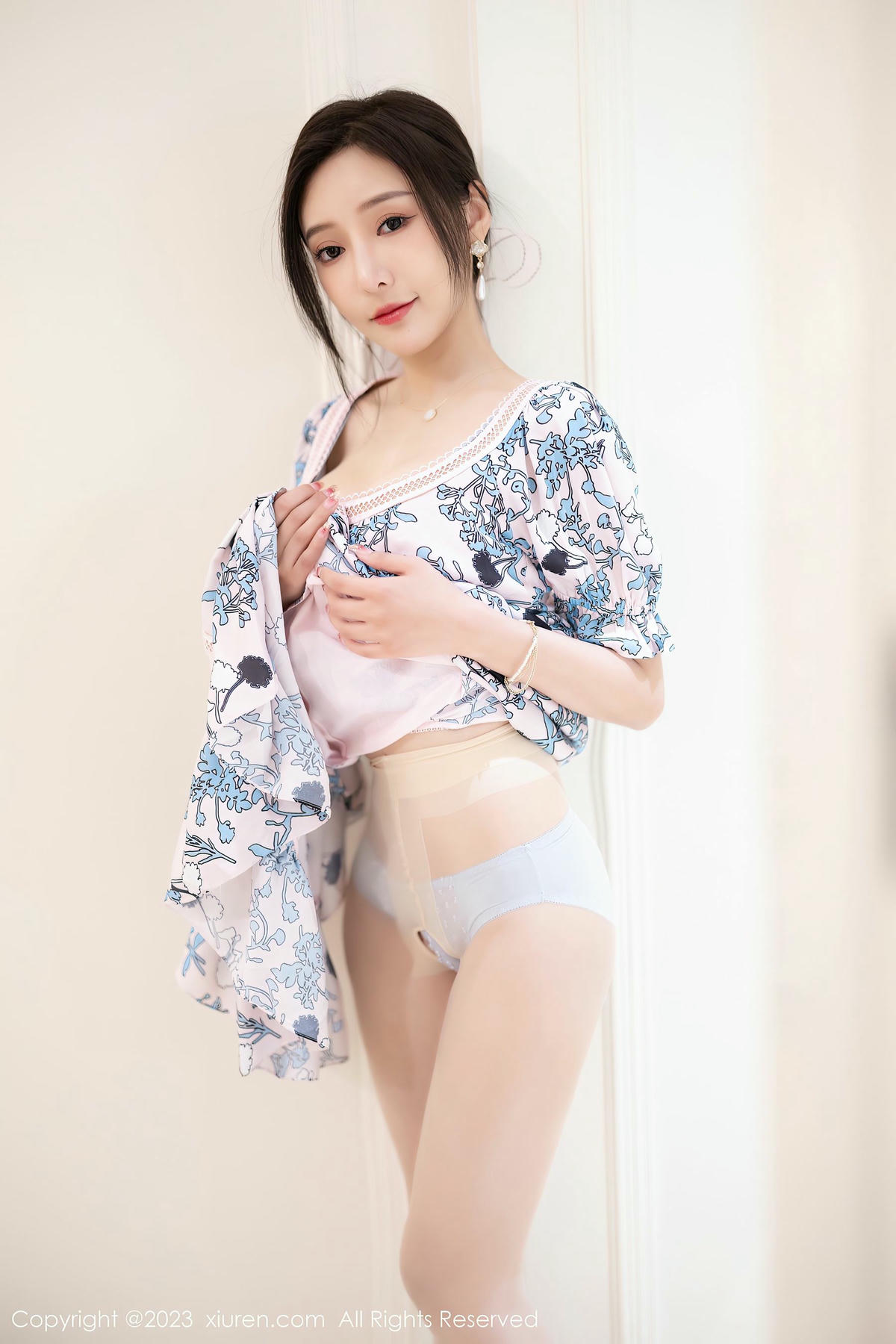 [XiuRen秀人网] No.6474 王馨瑶yanni-lcoser