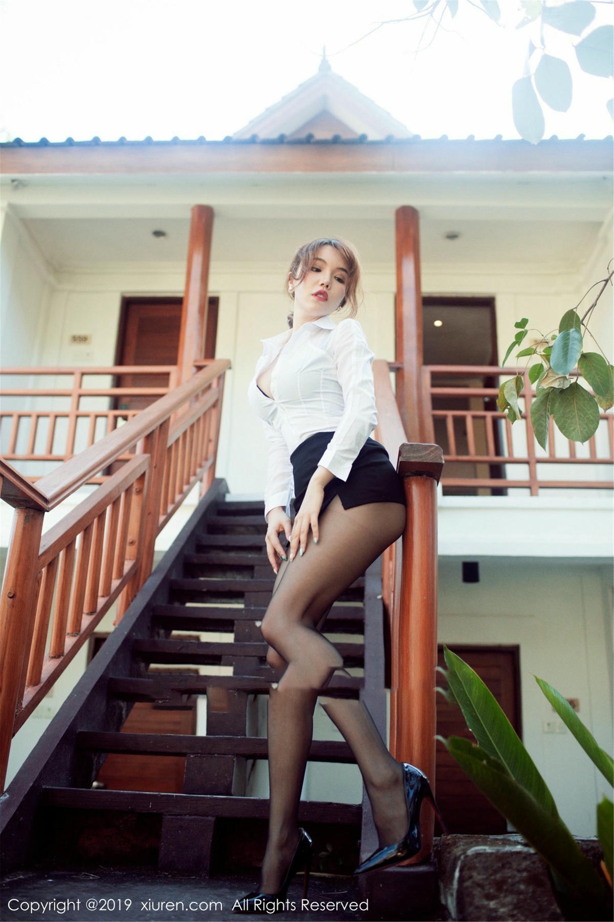 [XiuRen秀人网] No.1606 黄楽然-lcoser