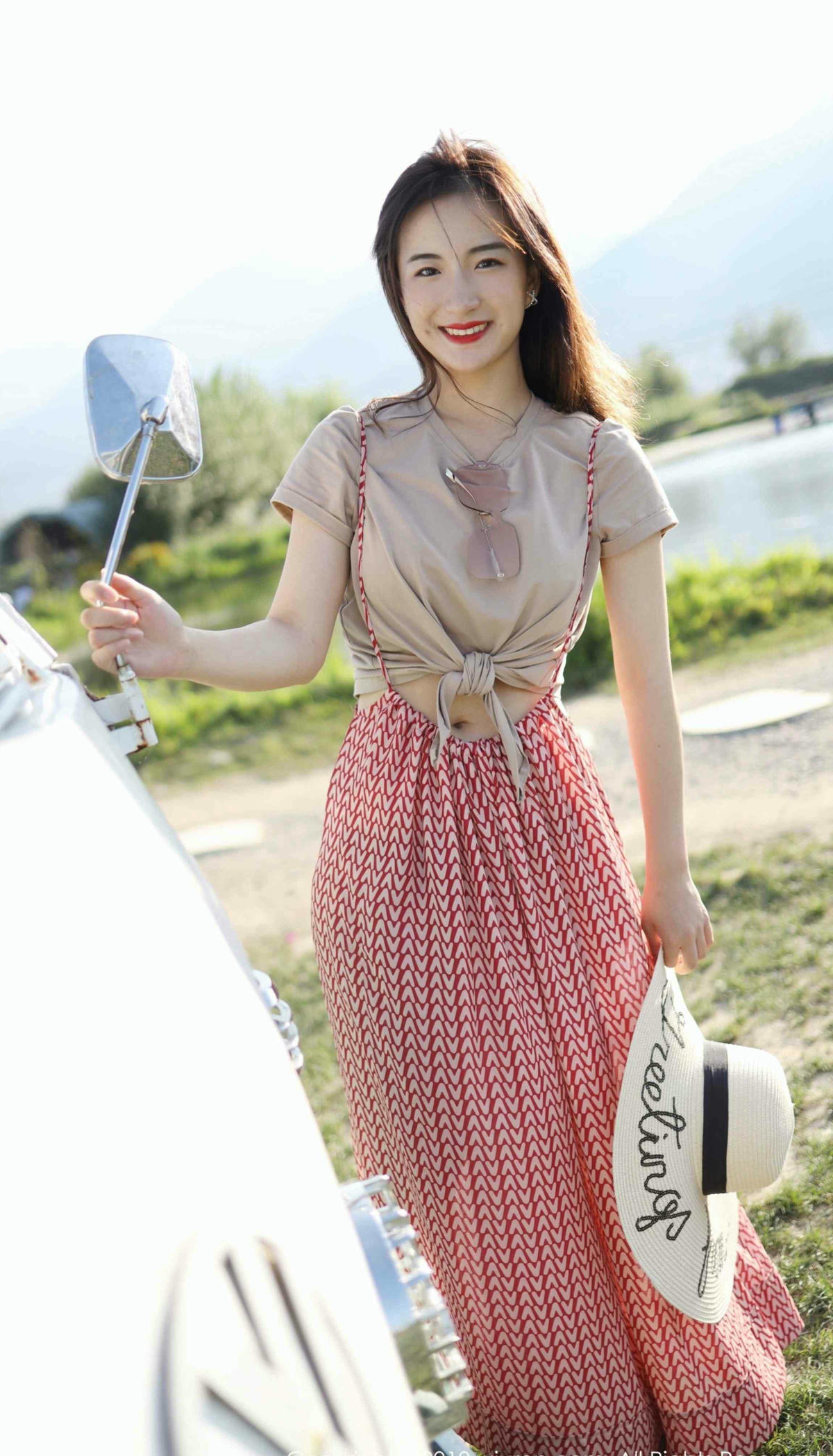 [XiuRen秀人网] No.1718 艺儿拿铁-lcoser