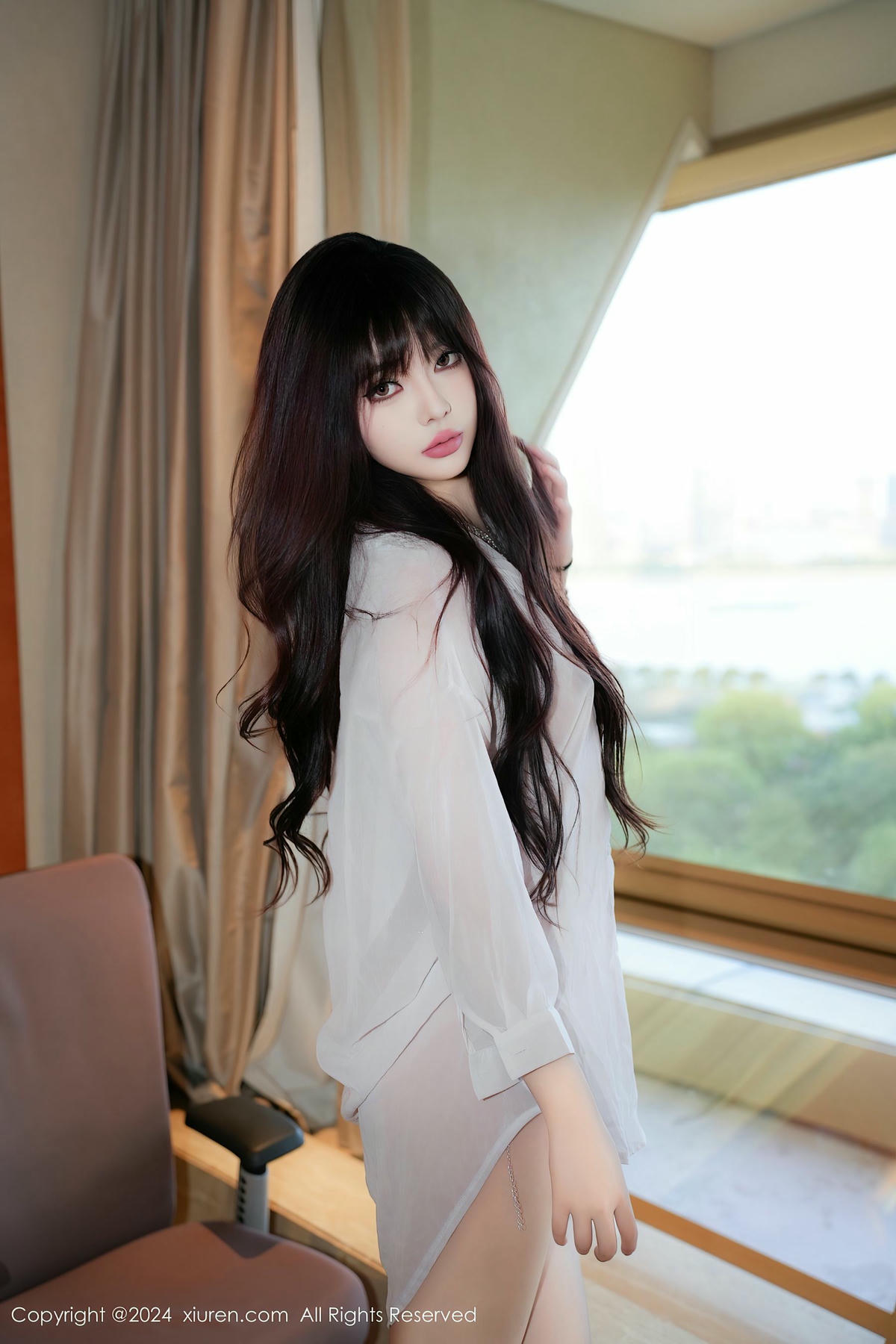 [XiuRen秀人网] No.9002 酒精阿姨-lcoser