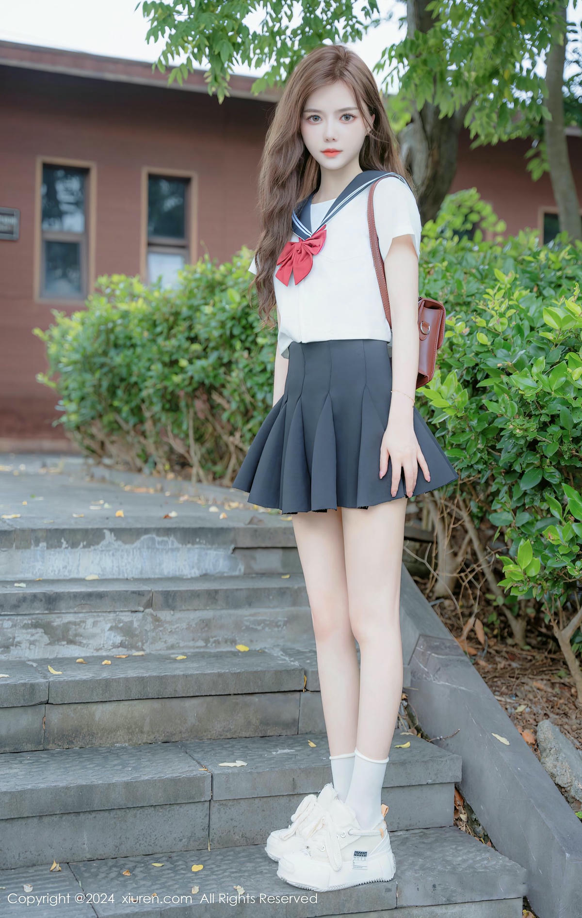[XiuRen秀人网] No.8948 拍黄瓜girl-lcoser