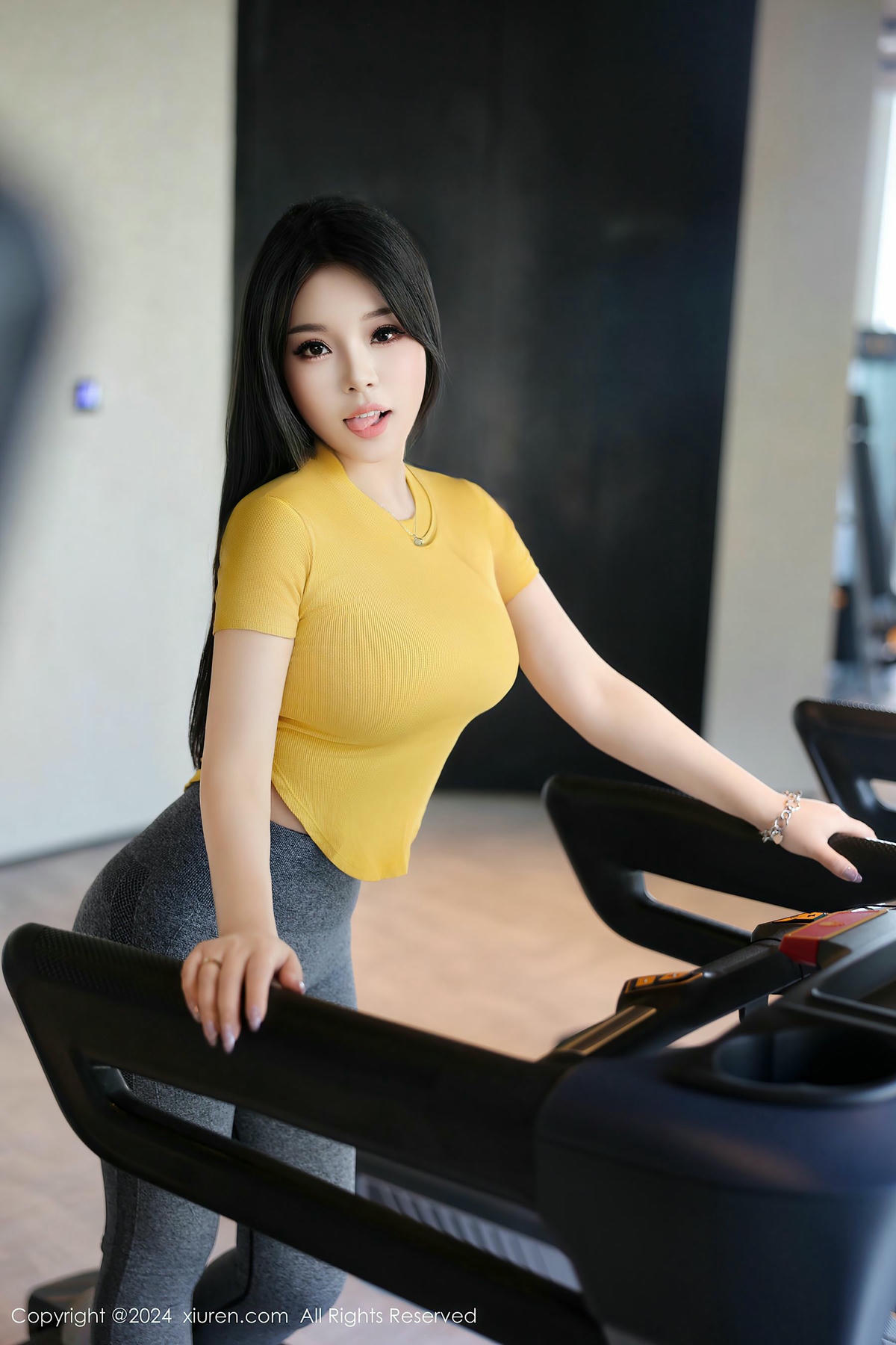 [XiuRen秀人网] No.9117 麦田-lcoser