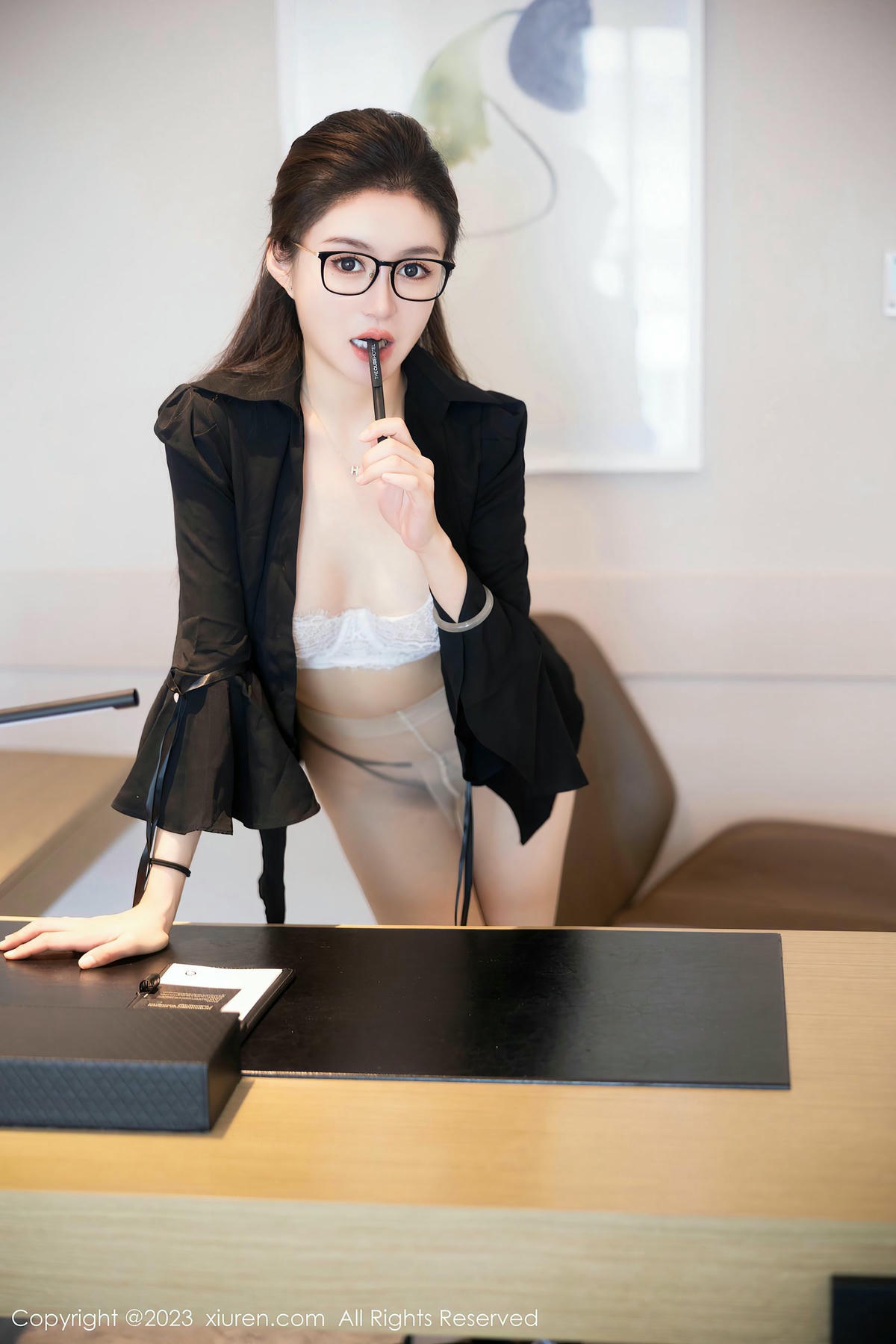 [XiuRen秀人网] No.7549 唐宁宁-lcoser