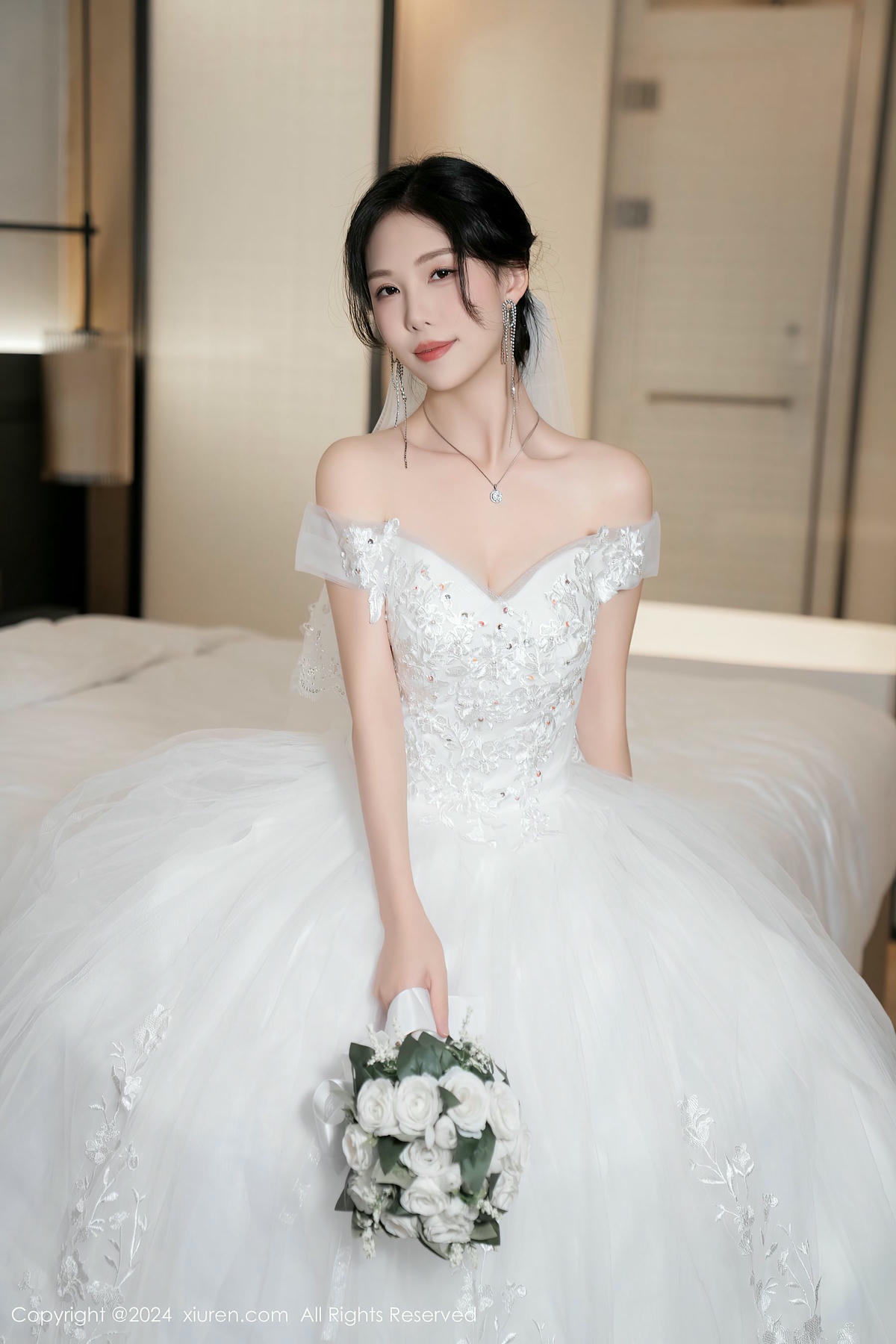 [XiuRen秀人网] No.8998 利世-lcoser