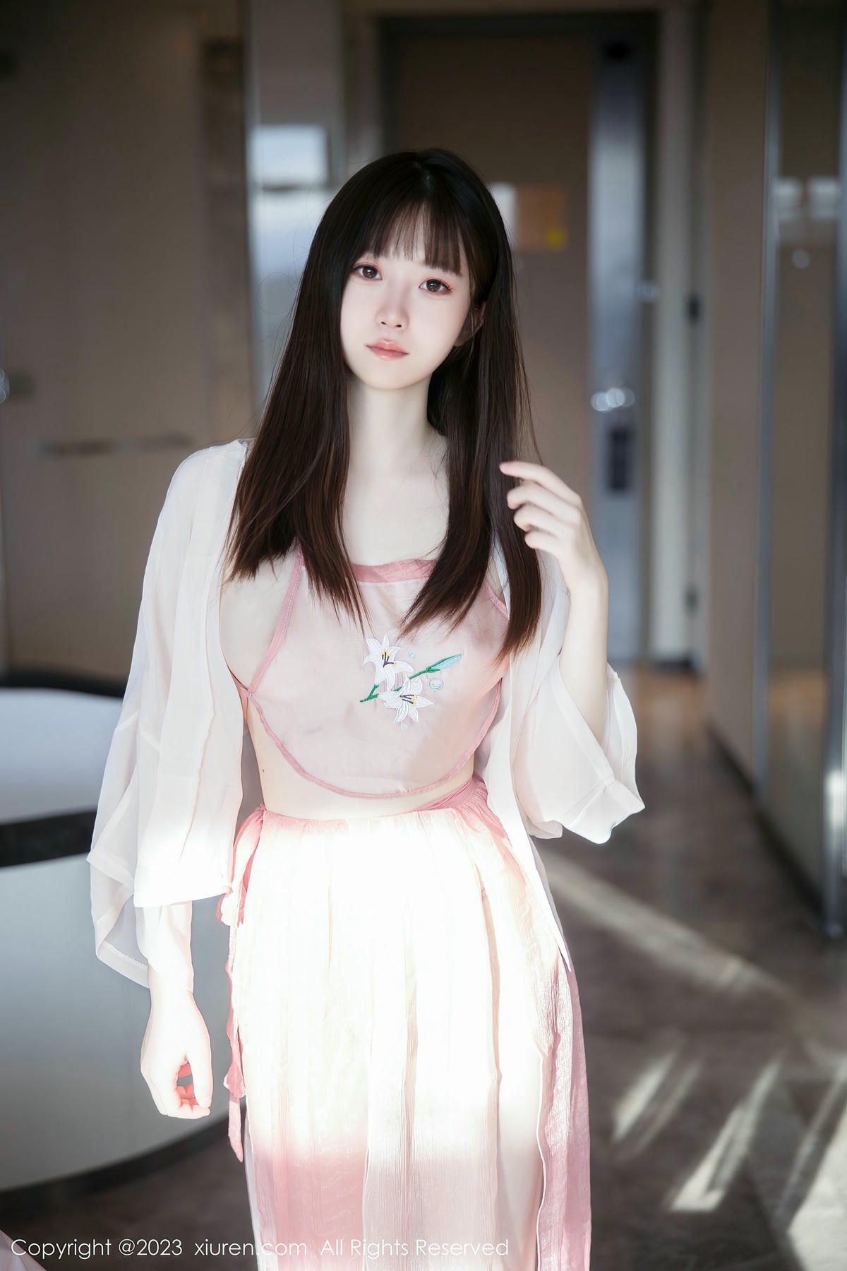 [XiuRen秀人网] No.6926 林悠悠-lcoser
