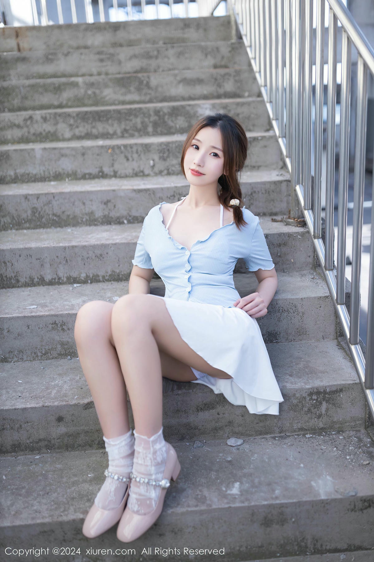 [XiuRen秀人网] No.8369 杏子Yada-lcoser