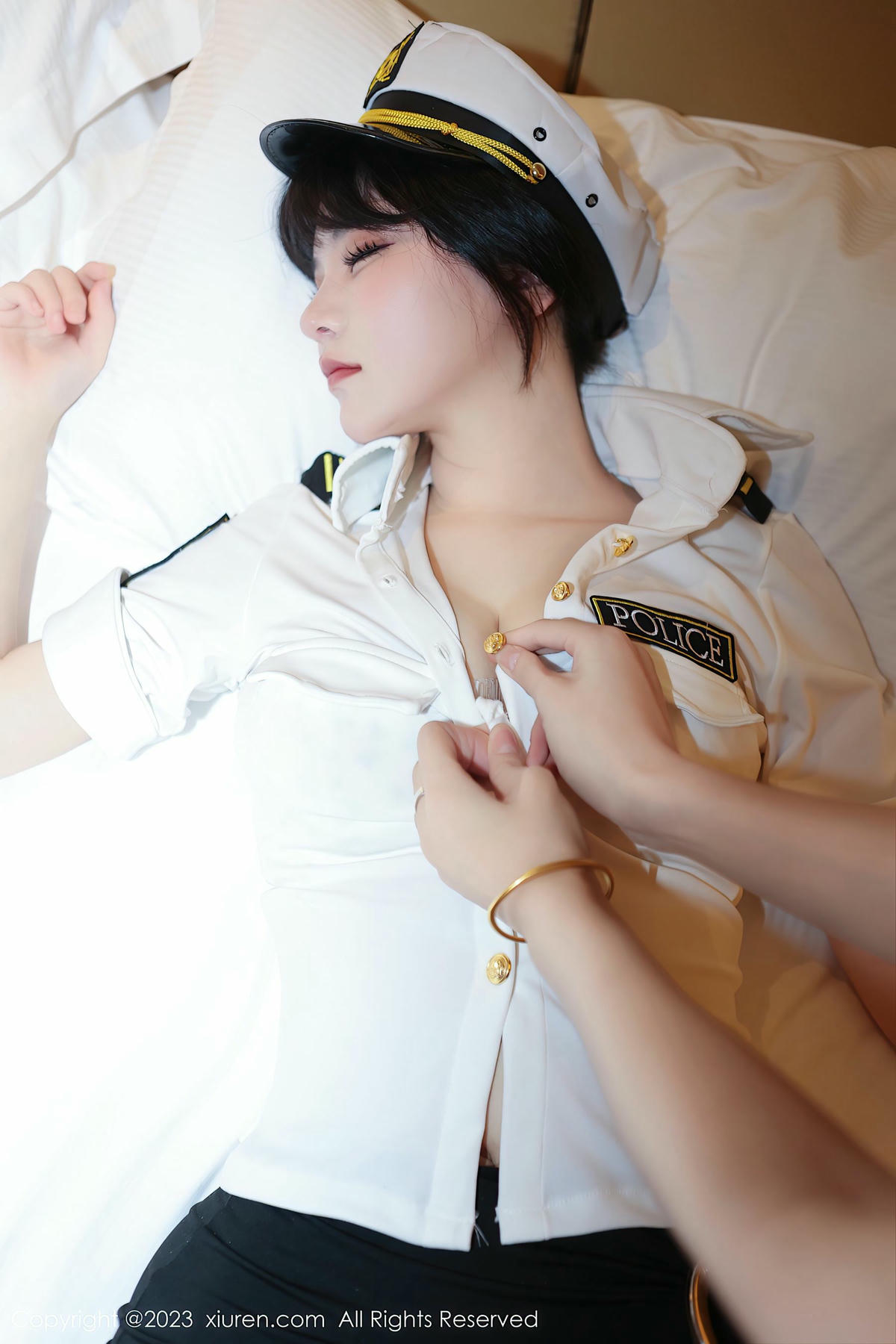 [XiuRen秀人网] No.6328 桃桃子_-lcoser
