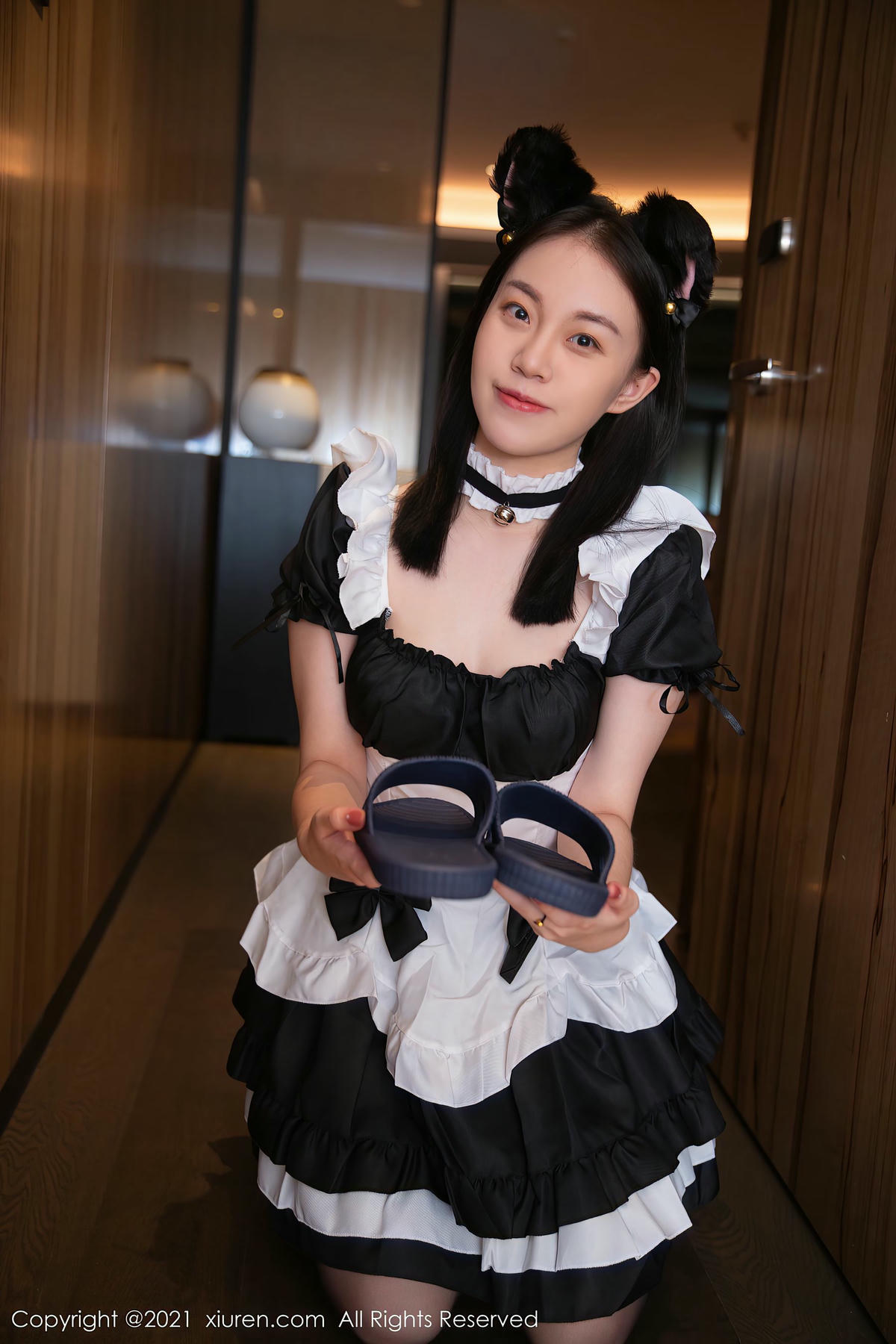 [XiuRen秀人网] No.4153 一颗甜蛋黄a-lcoser