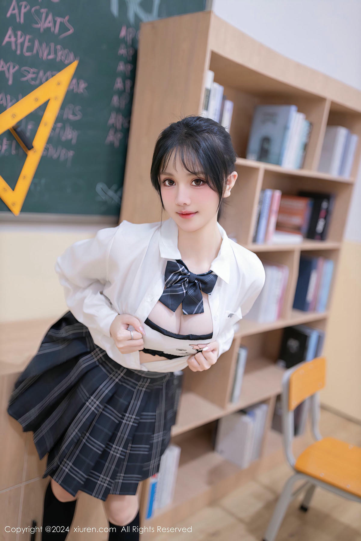 [XiuRen秀人网] No.8058 幼幼-lcoser