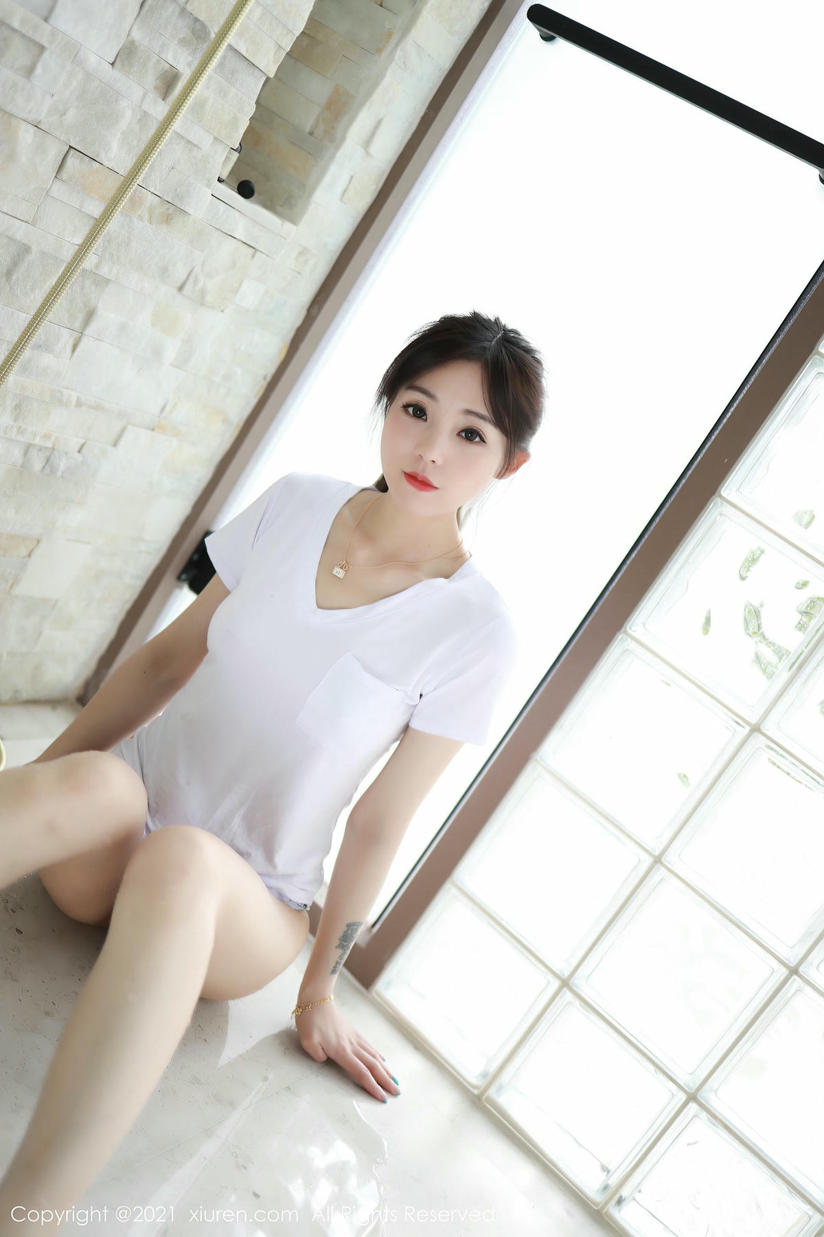 [XiuRen秀人网] No.3637 佘贝拉bella-lcoser