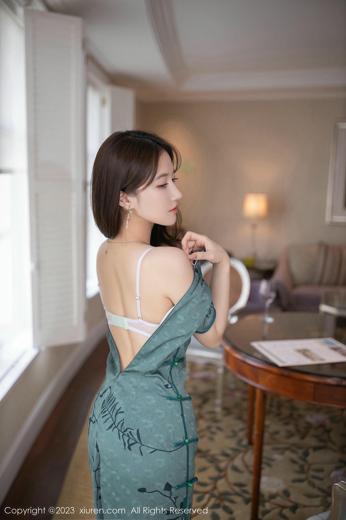 [XiuRen秀人网] No.6893 鱼子酱Fish-lcoser