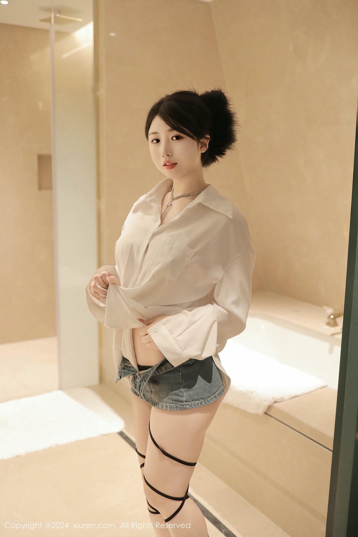 [XiuRen秀人网] No.8400 陈小花-lcoser