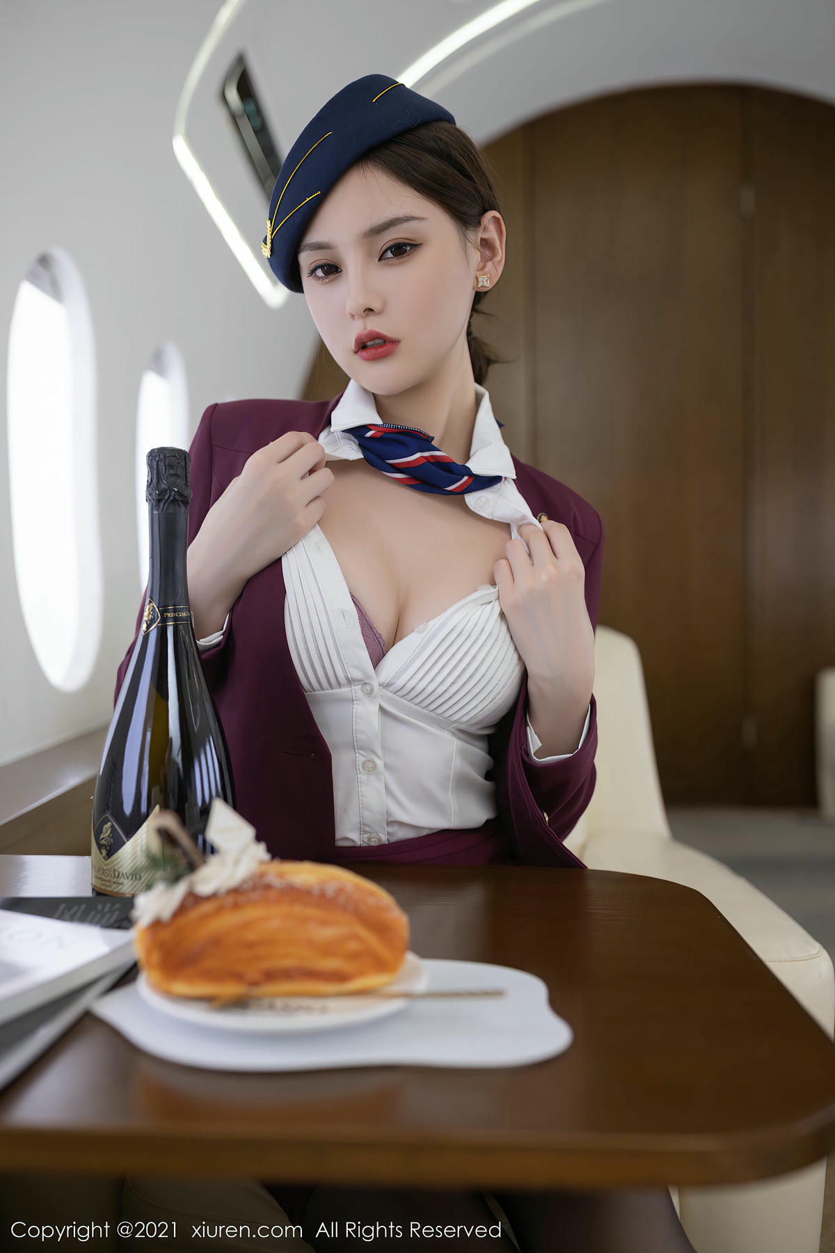 [XiuRen秀人网] No.4264 王心怡-lcoser