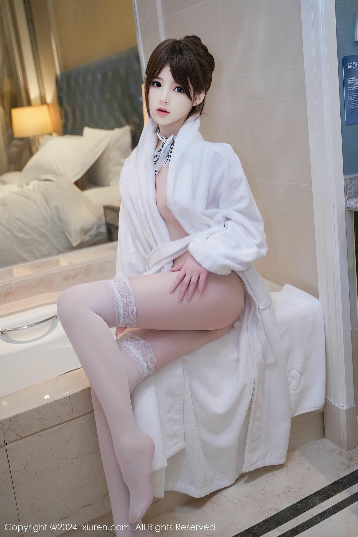 [XiuRen秀人网] No.8162 梦灵儿Mini-lcoser