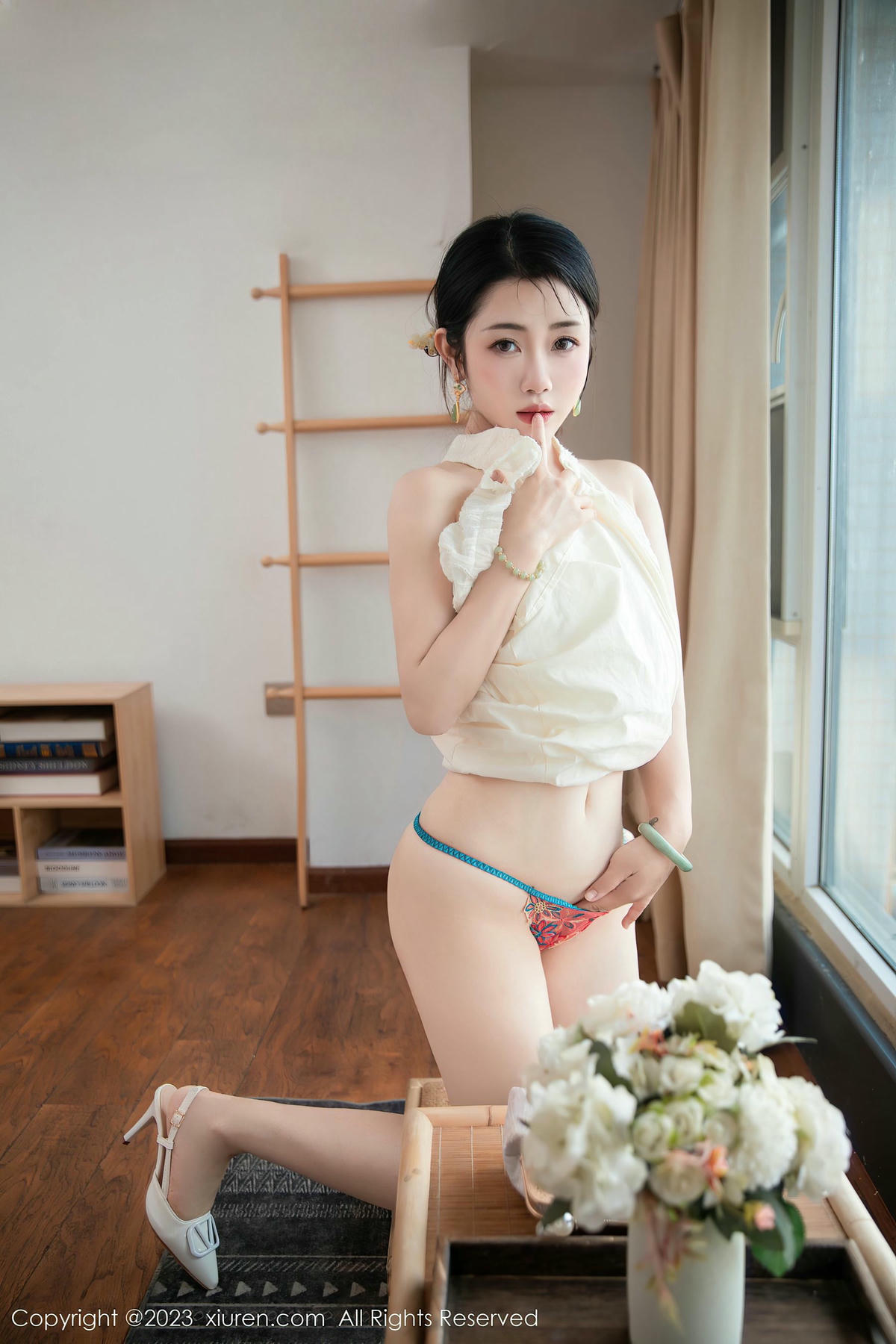 [XiuRen秀人网] No.7435 严利娅Yuliya-lcoser