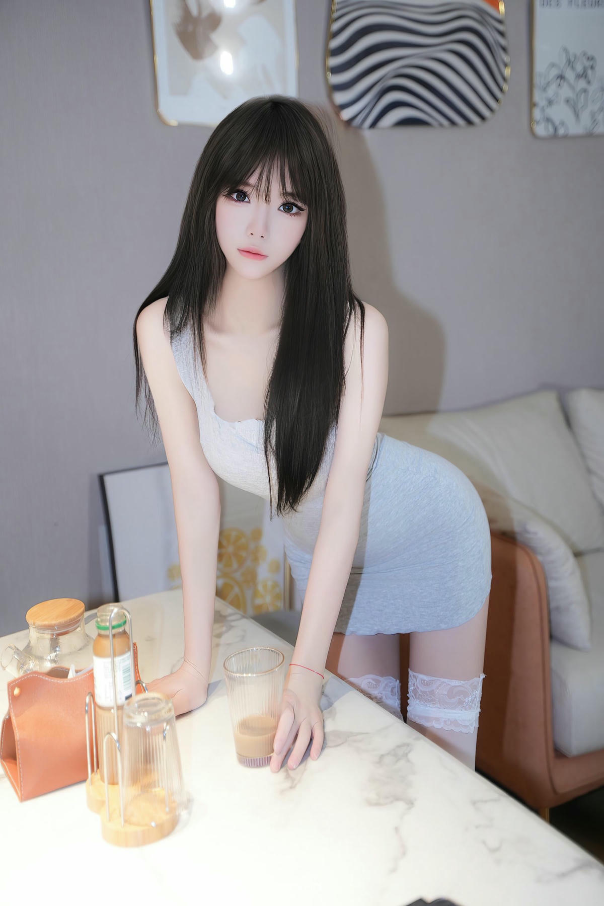 [XiuRen秀人网] No.9501 沐言yanyan-lcoser