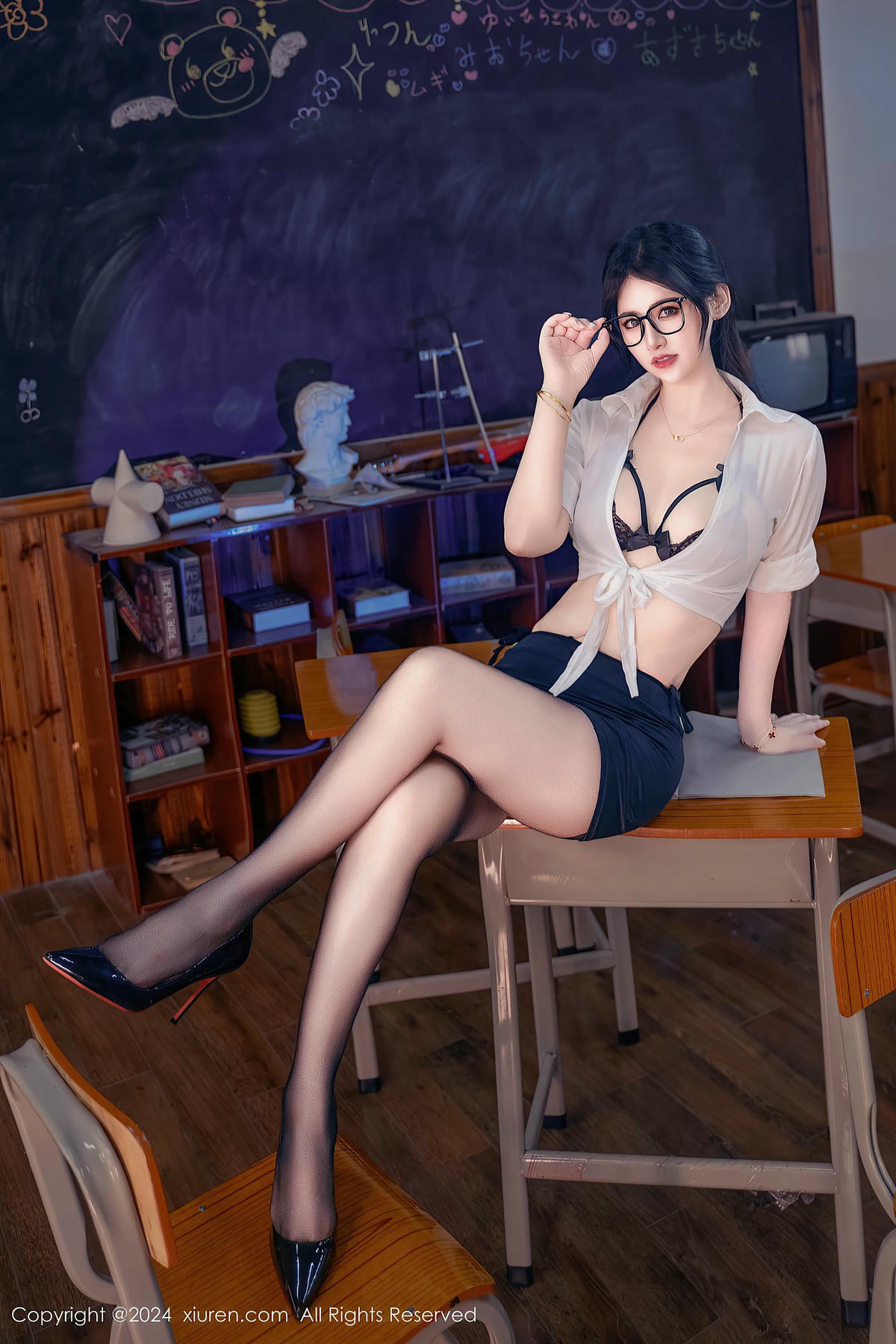 [XiuRen秀人网] No.9130 诗诗kiki-lcoser