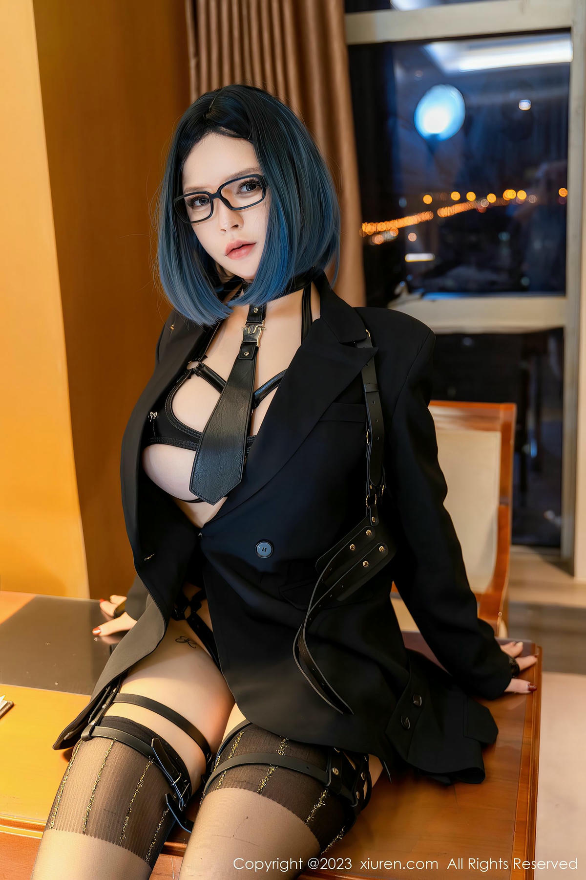 [XiuRen秀人网] No.6340 伊丽莎有点白-lcoser
