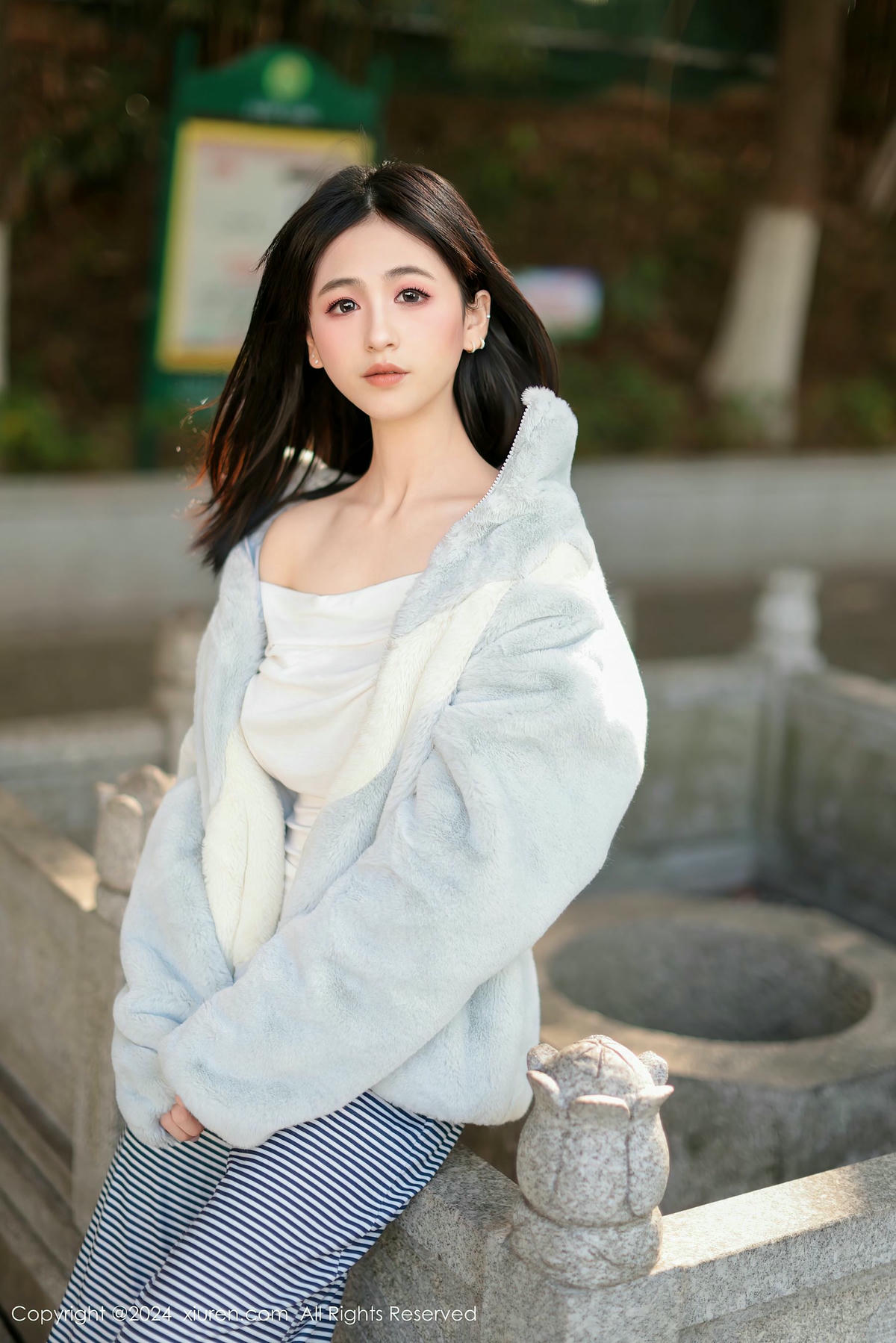 [XiuRen秀人网] No.9605 奶芙乔乔-lcoser