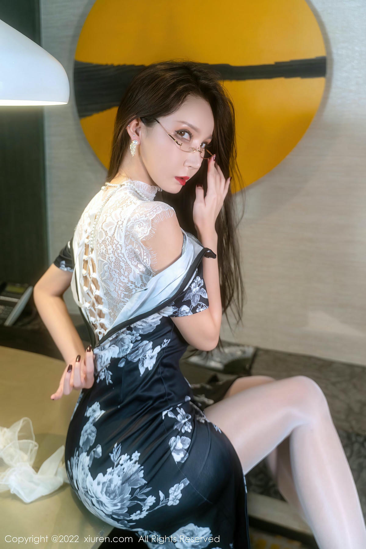 [XiuRen秀人网] No.5784 陈怡曼-lcoser